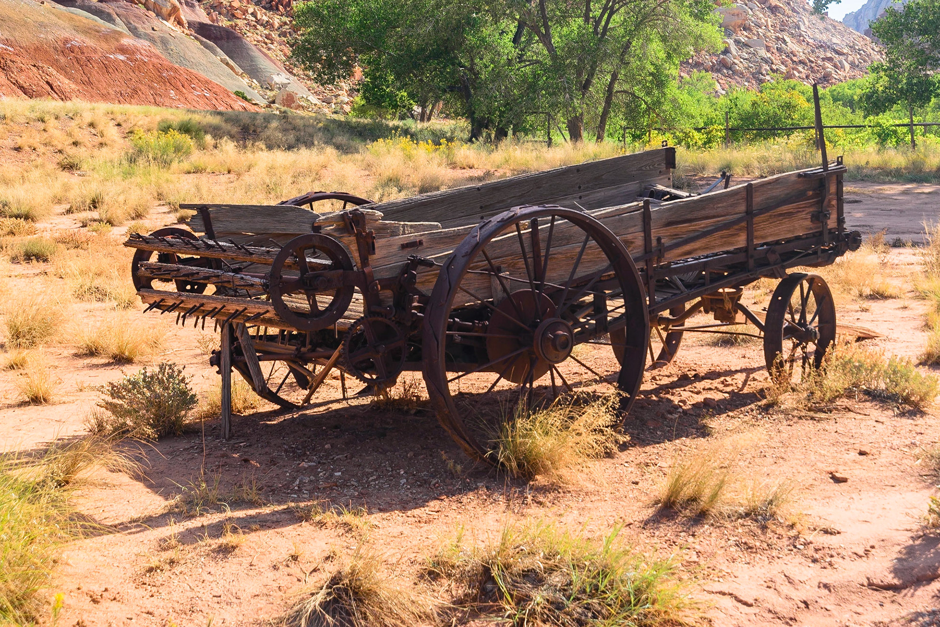 DTGD21927-Old Spreader