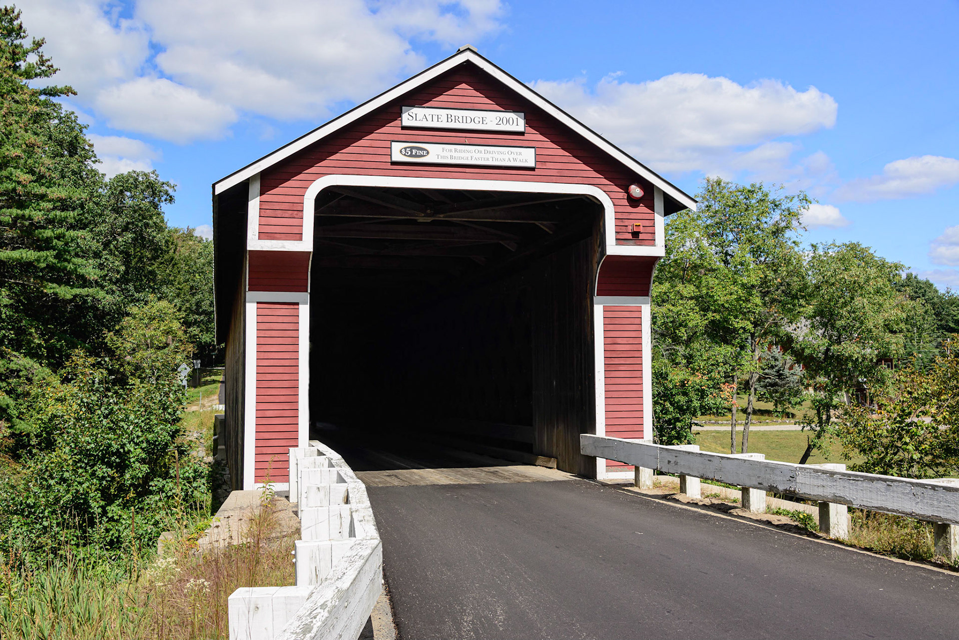 DTGD33366 Slate Covered Bridge