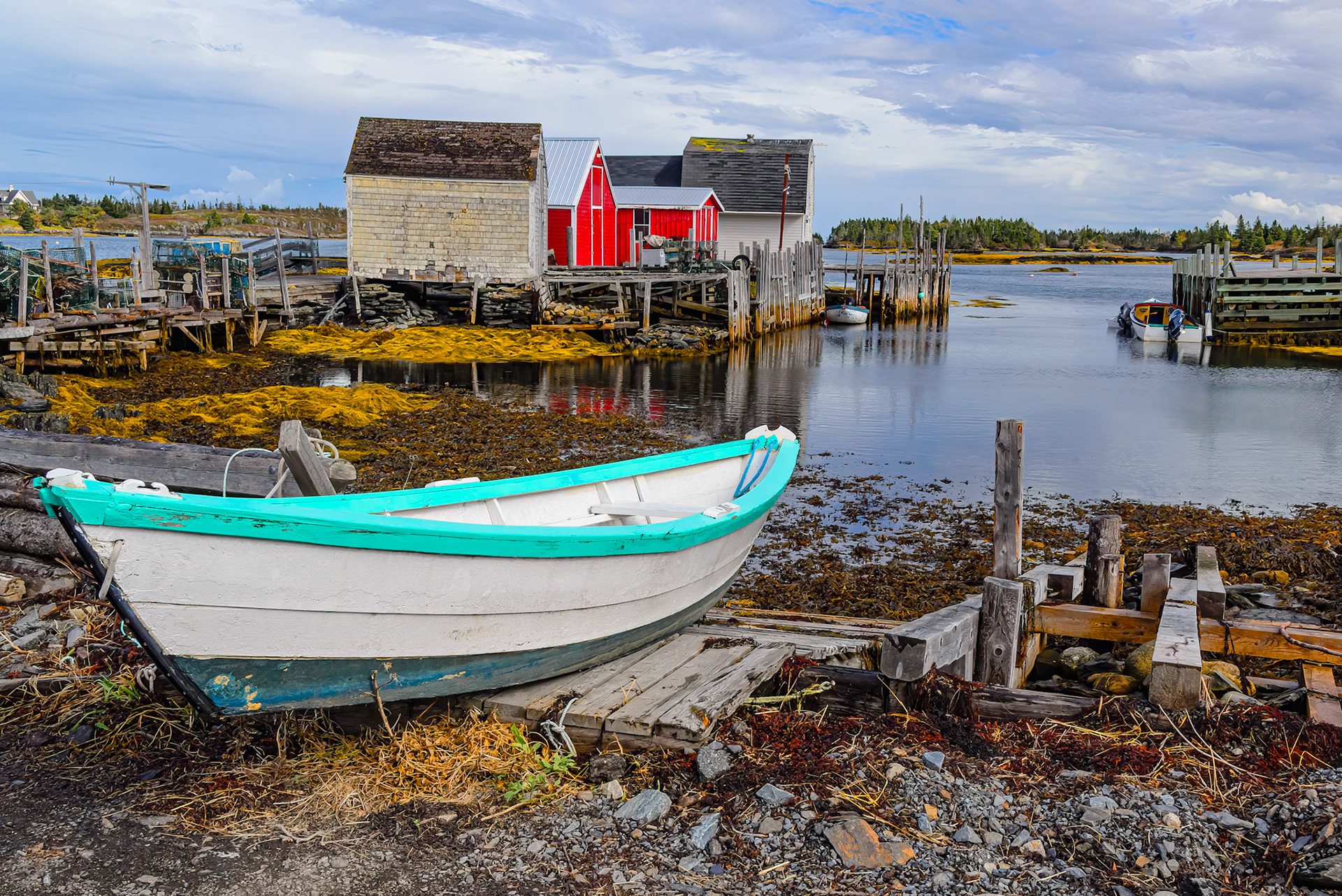 DTGD39231 Row Boat at Blue Rocks
