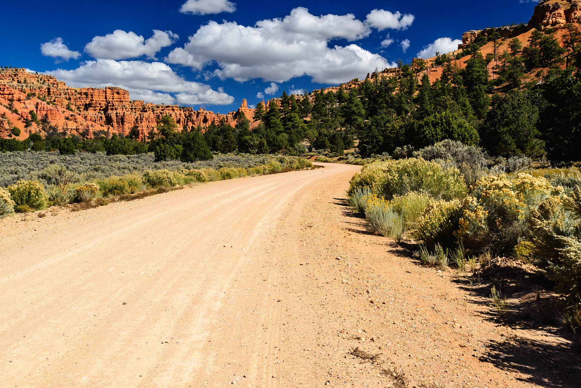 DTGD22163 Headed toward Losee Canyon on Casto Canyon Road, UT.