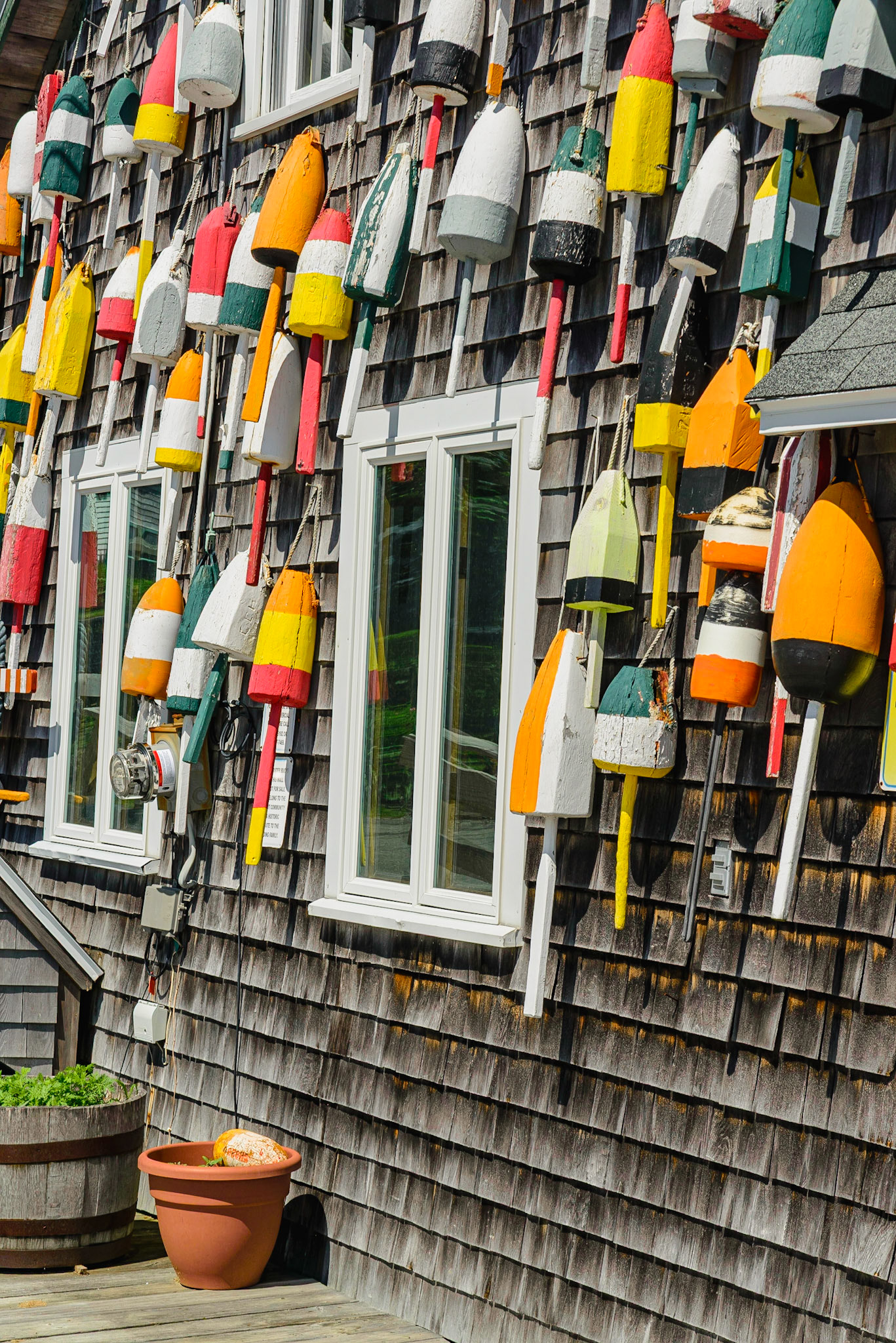 DTGD20384 Lobster Bouys