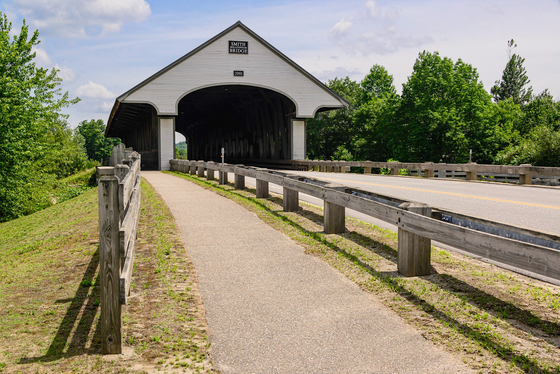 DTGD32888 Smith Millennium Bridge