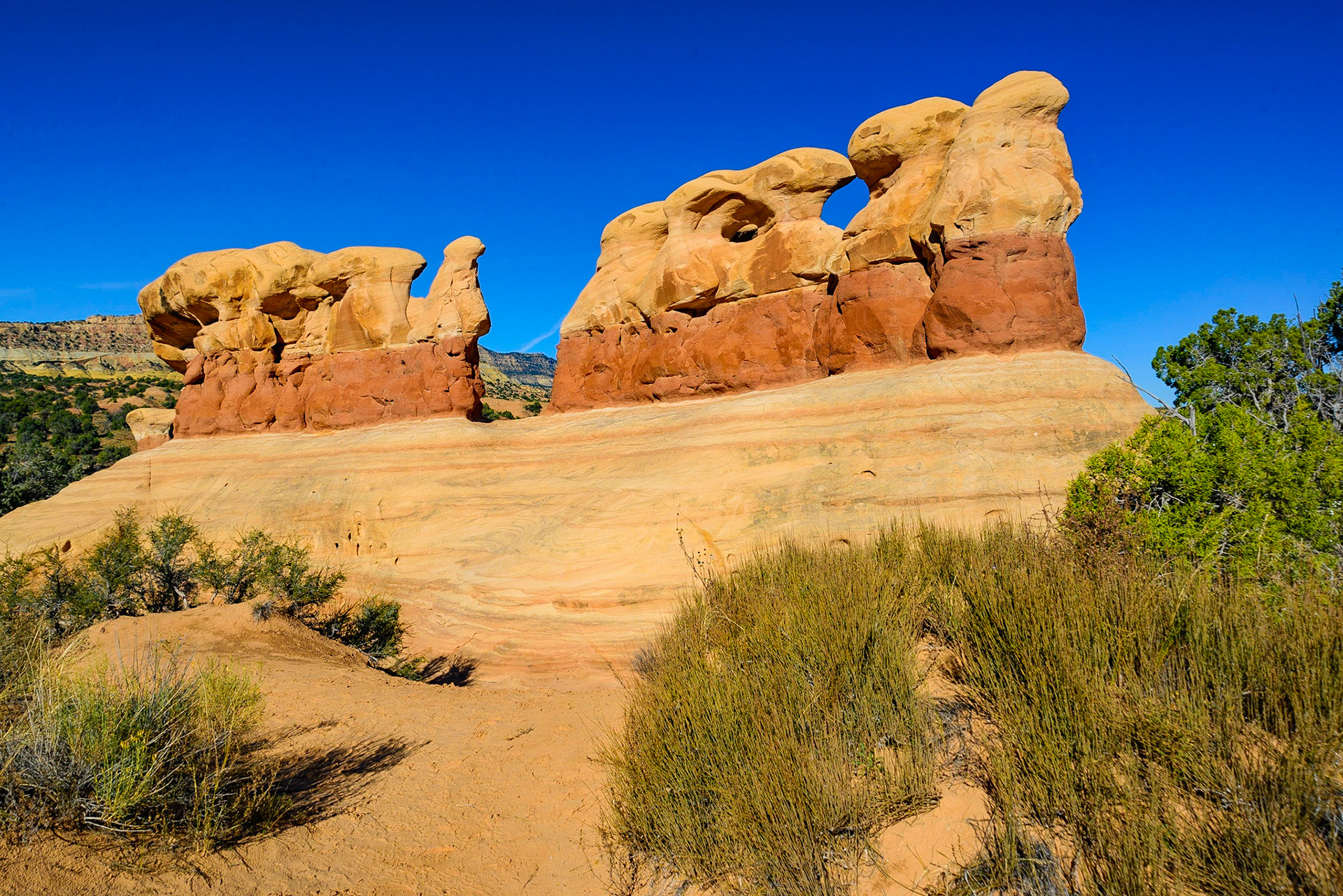 DTGD22001 Devils Garden Hoodoos