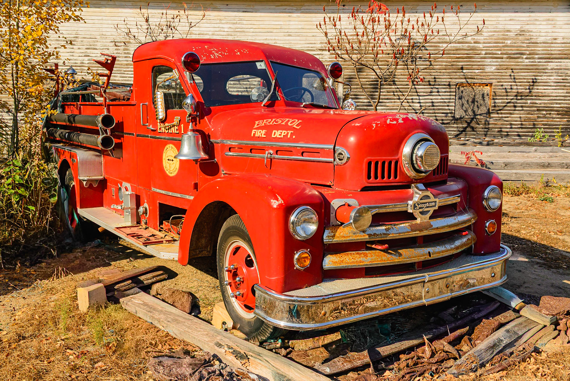 DTGD33909-Old Fire Truck