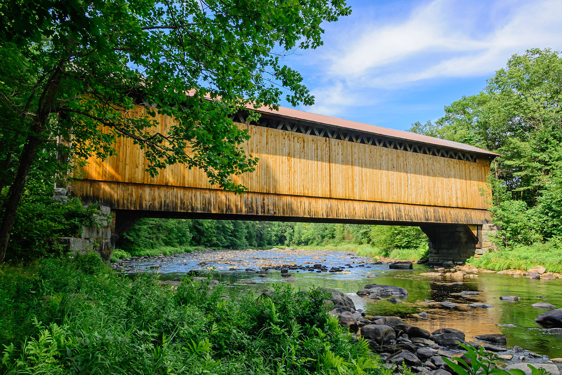 DTGD32948 Wright's Covered Railroad Bridge