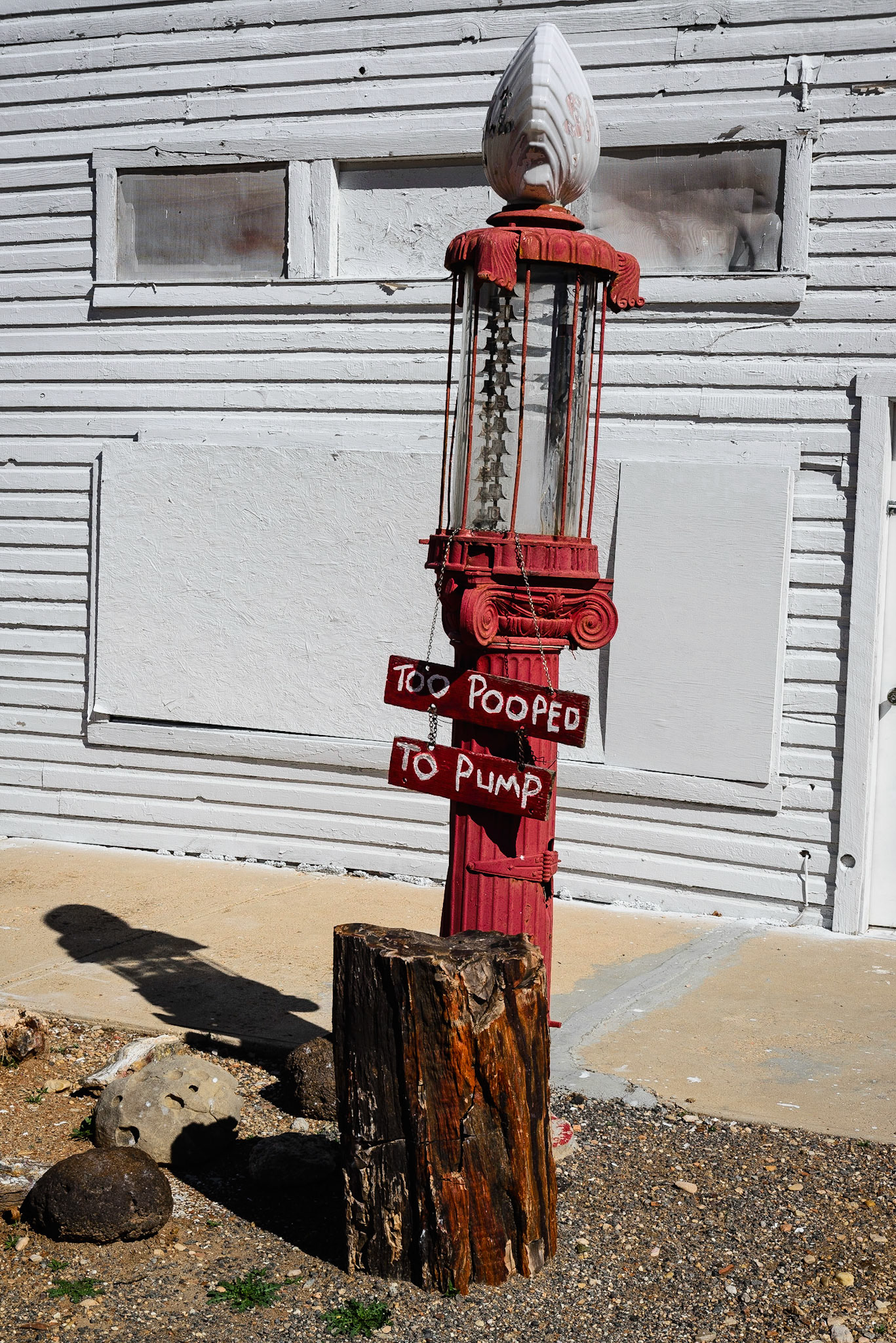 DTGD22058 Early Gas Pump