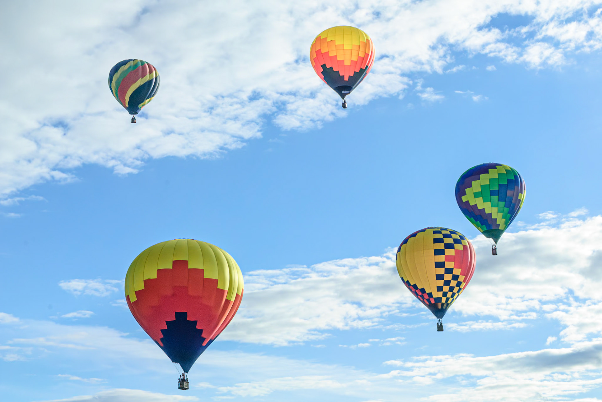 DTGD05449 Balloons in North Conway
