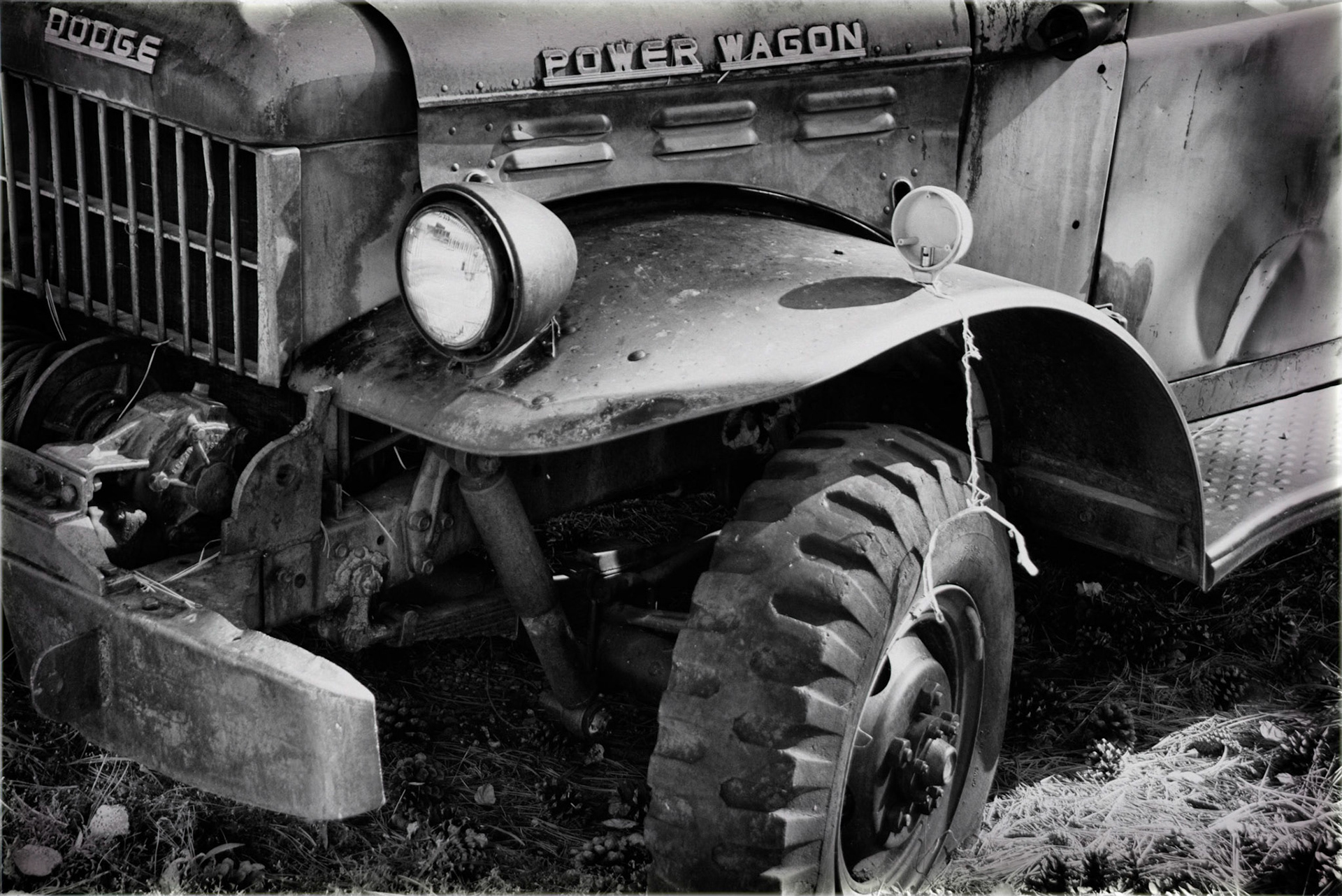 DTGD22473-Old Dodge Power Wagon