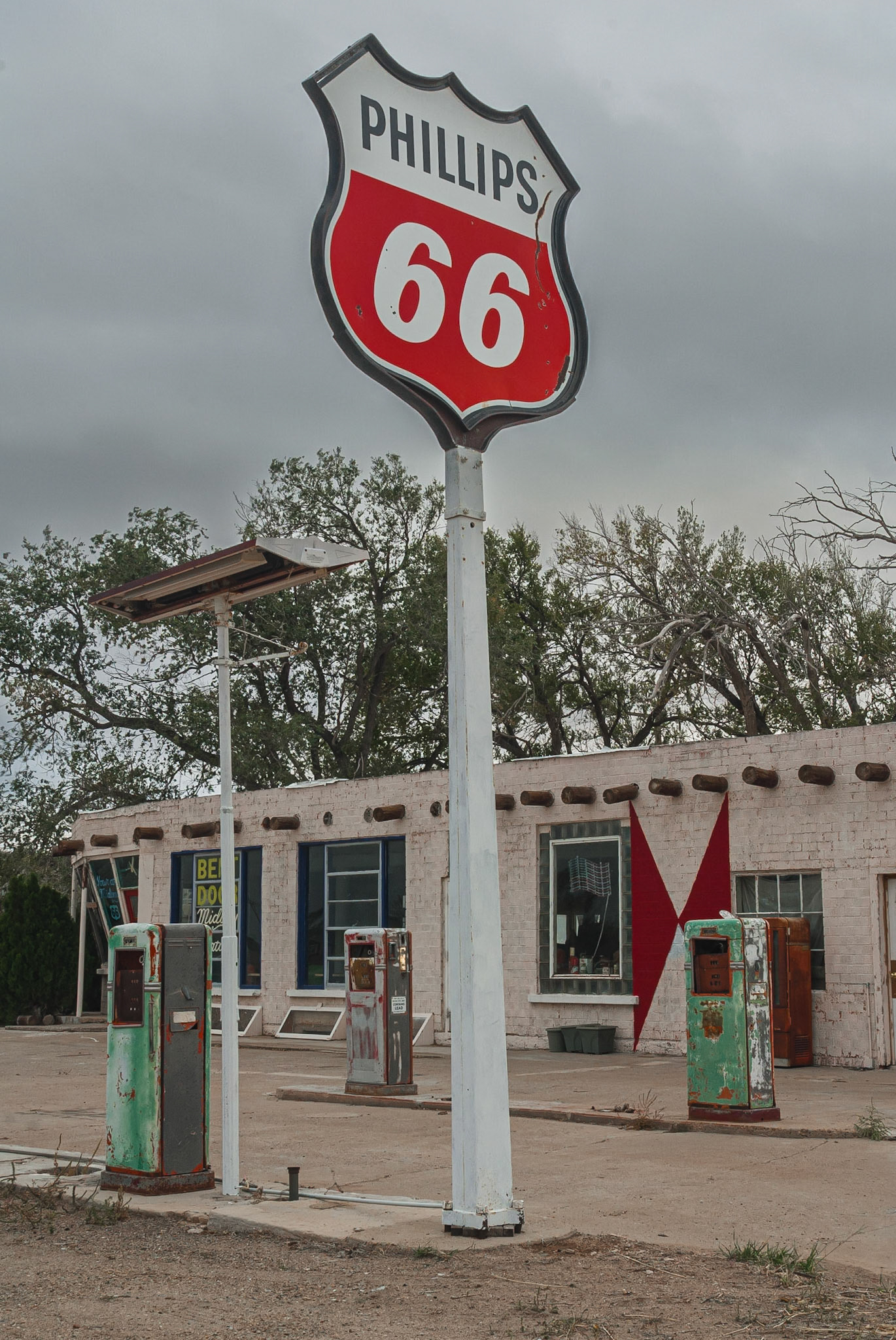 DTGD08839 Old Phillips Staion on Route 66, Adrian, TX
