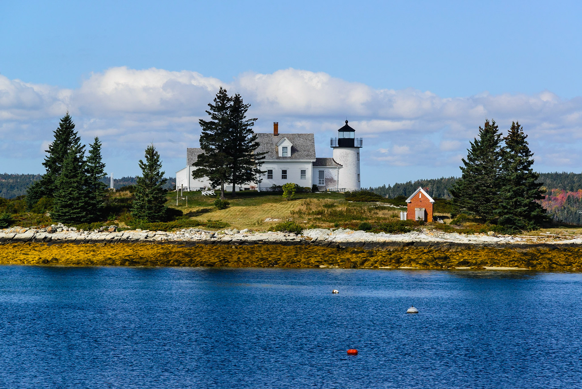 DTGD27052 Pumpkin Island Light