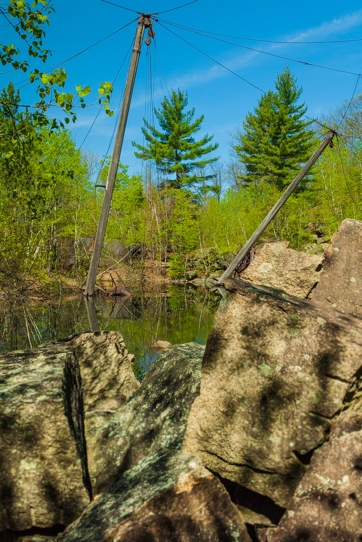 DTGD05232 Old Derricks and Flooded Quarry