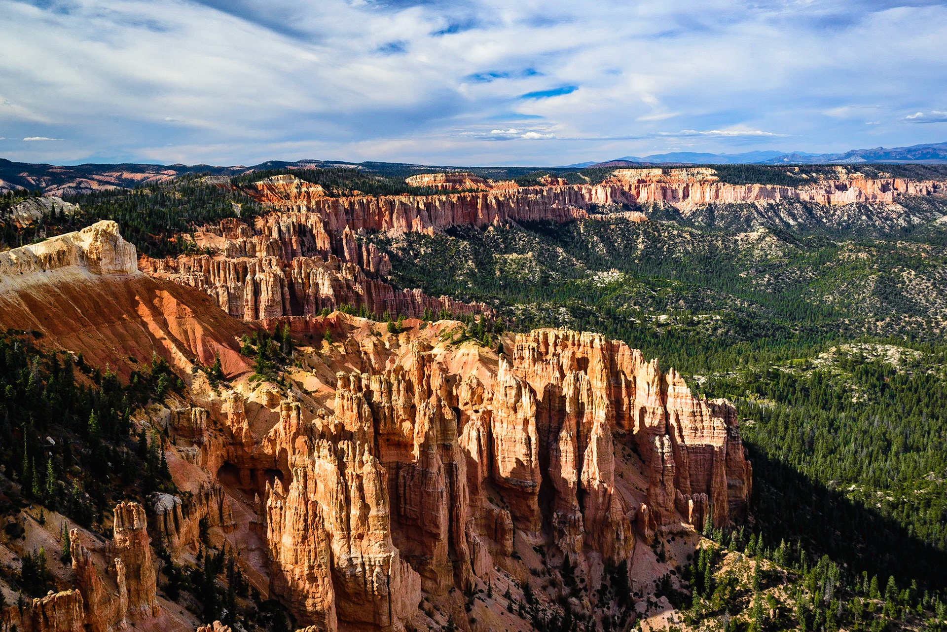 DTGD22068 Bryce from Rainbow Point