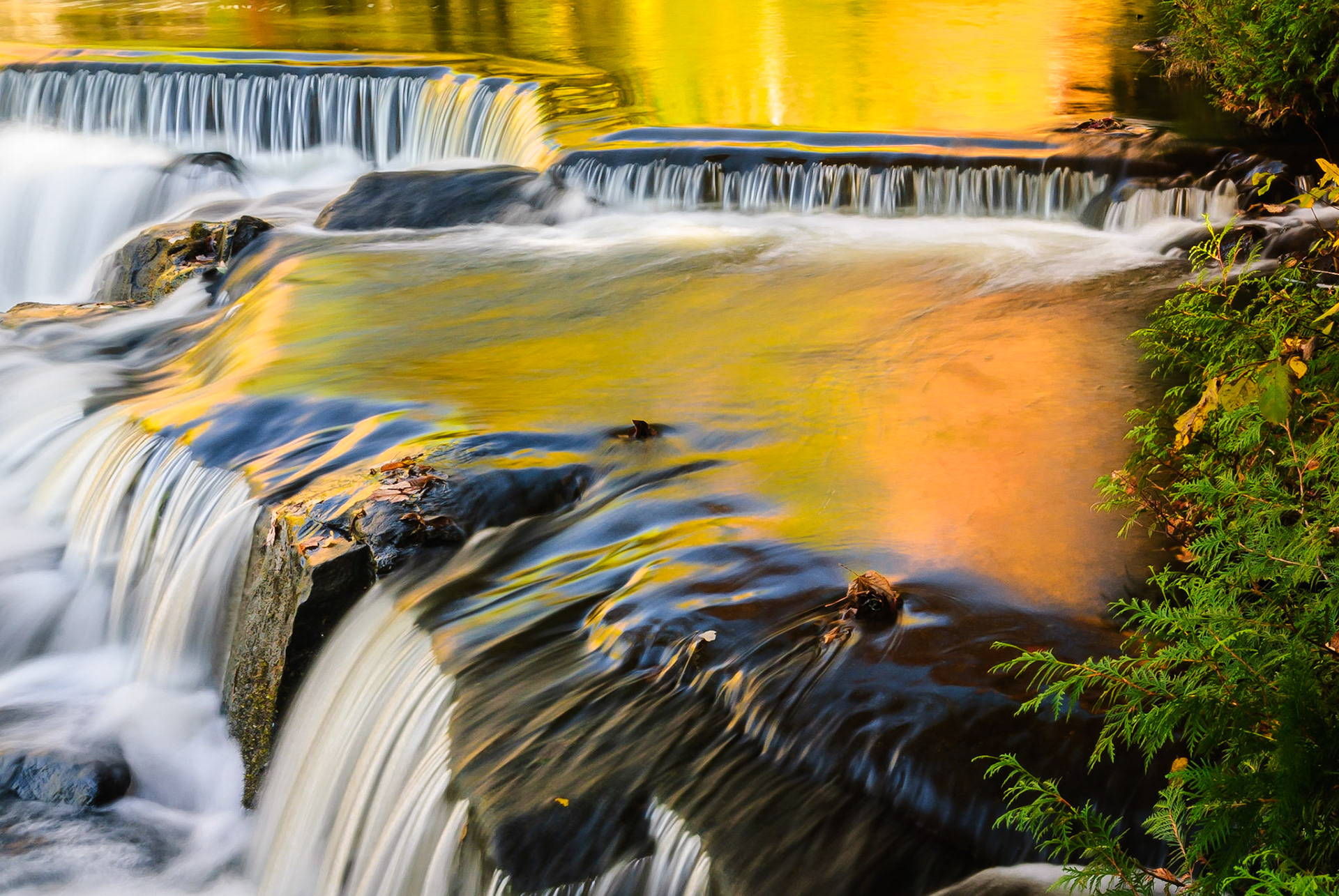 DTGD12704 Bond Falls Fall Reflections