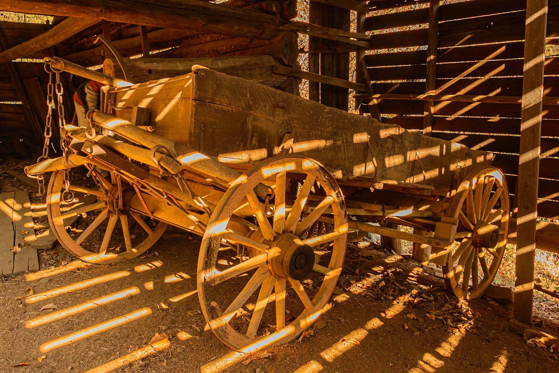 DTGD25494 on James Roberts Barns
