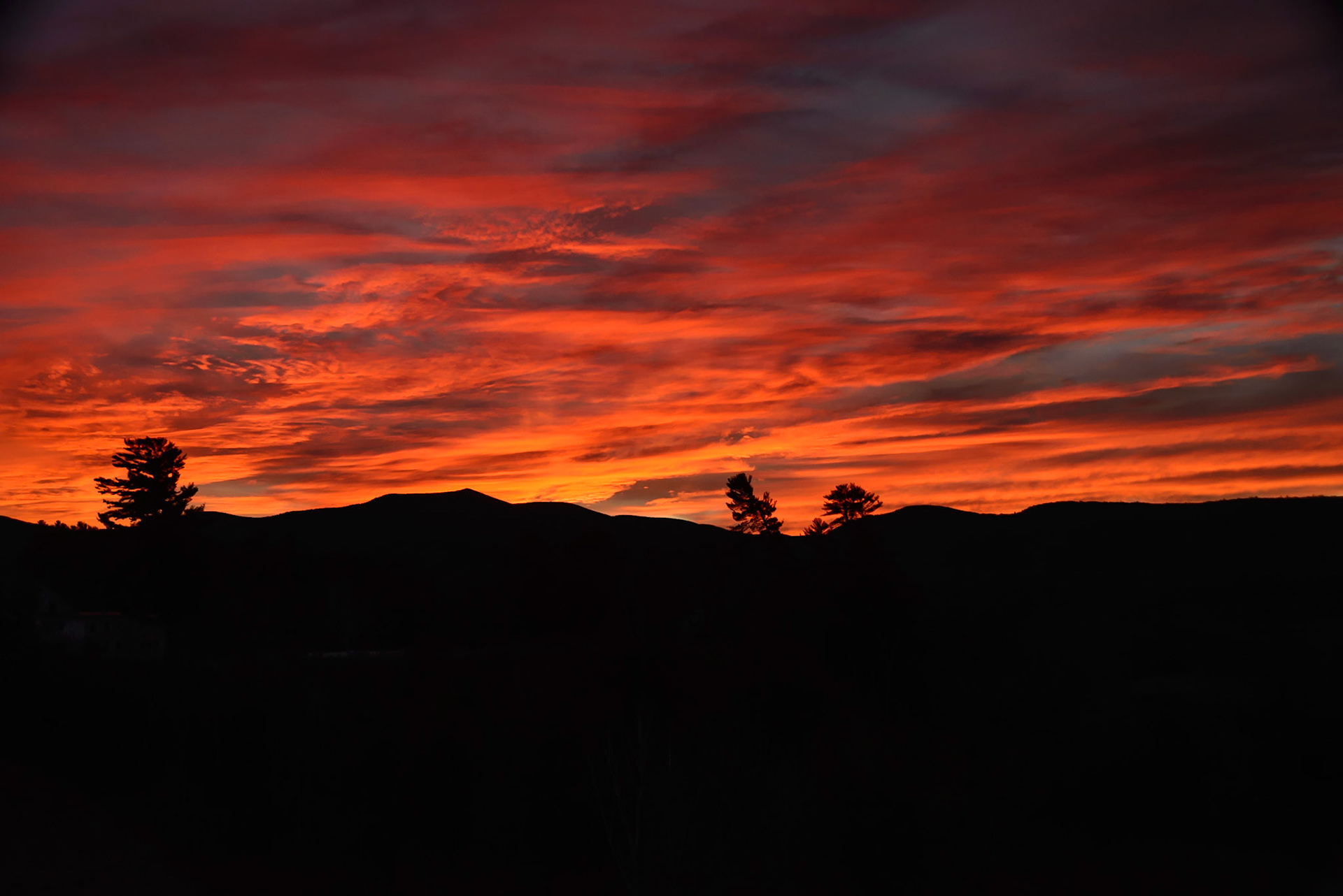DTGD19206 Sunset Over The Moats