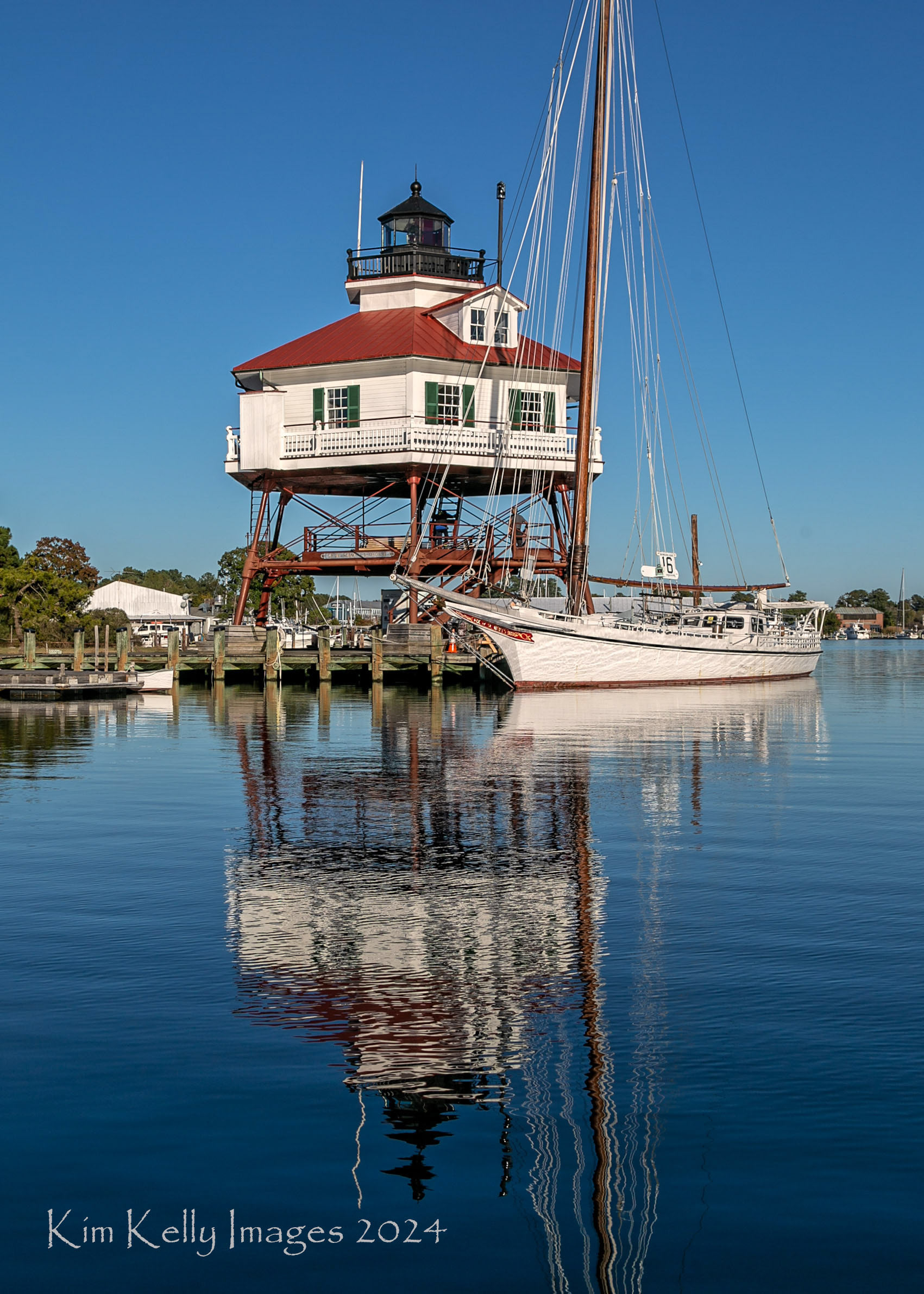 Dee of St. Mary's at Drum Point Light