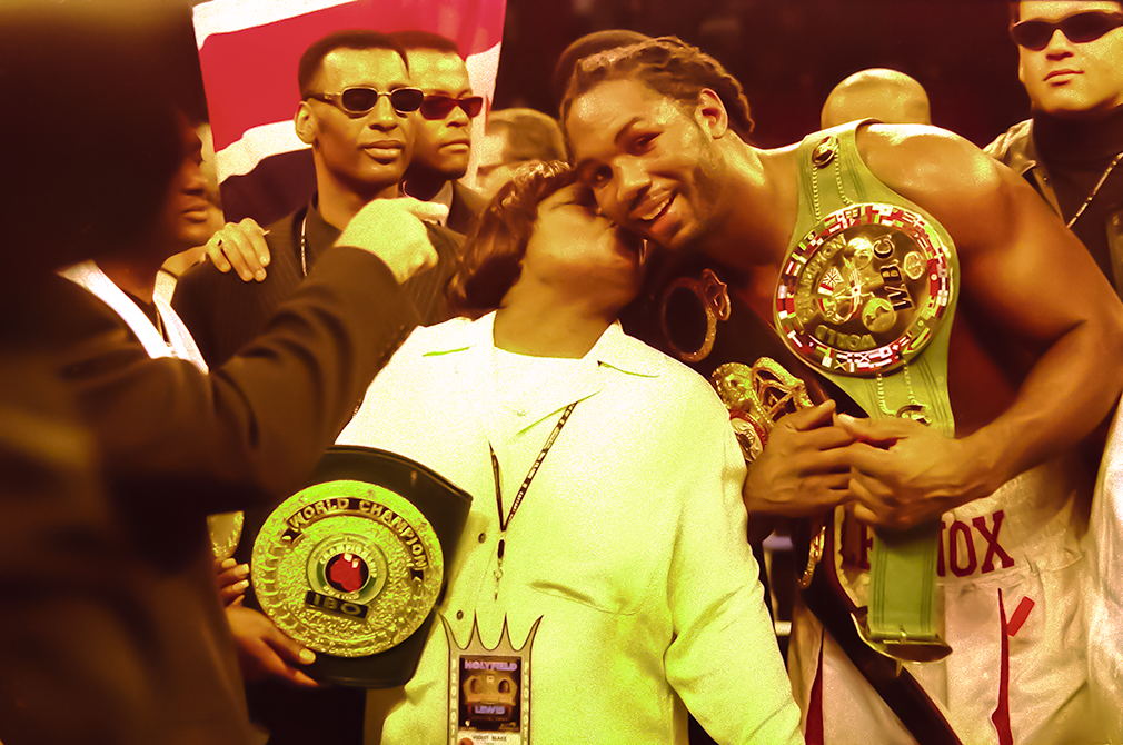 Las Vegas, Nov 13,1999. World Heavyweight Champion Lennox Lewis kisses his mum Violet after defeating Evander Holyfield. Lewis unified all titles to become undisputed World Heavyweight Champion.