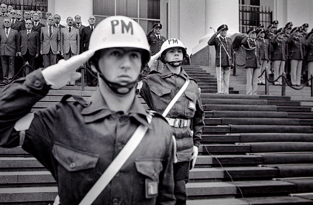 Buenos Aires, Argentina. May 1982. Authoritarianism, the "JUNTA".