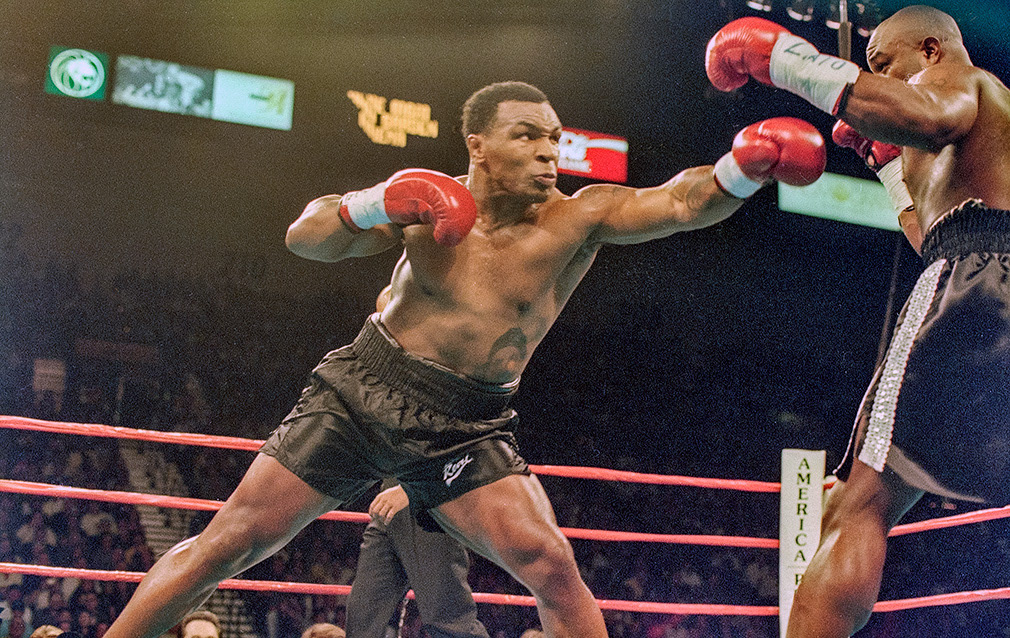 Las Vegas, October 23,199.9. Mike Tyson v Orlin Norris.