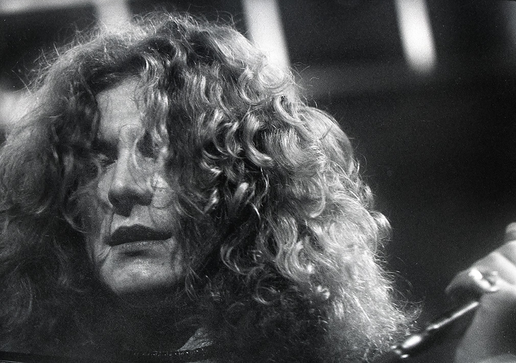 Detroit, Michigan. Jan 31,1975. Robert Plant performs with Led Zeppelin at Detroit's Olympia Stadium.