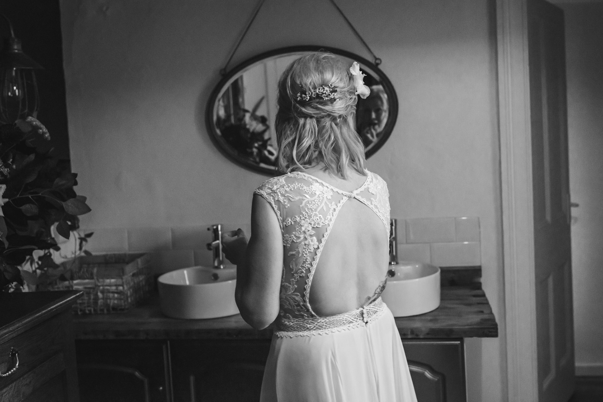 AGR-255-BW.jpg