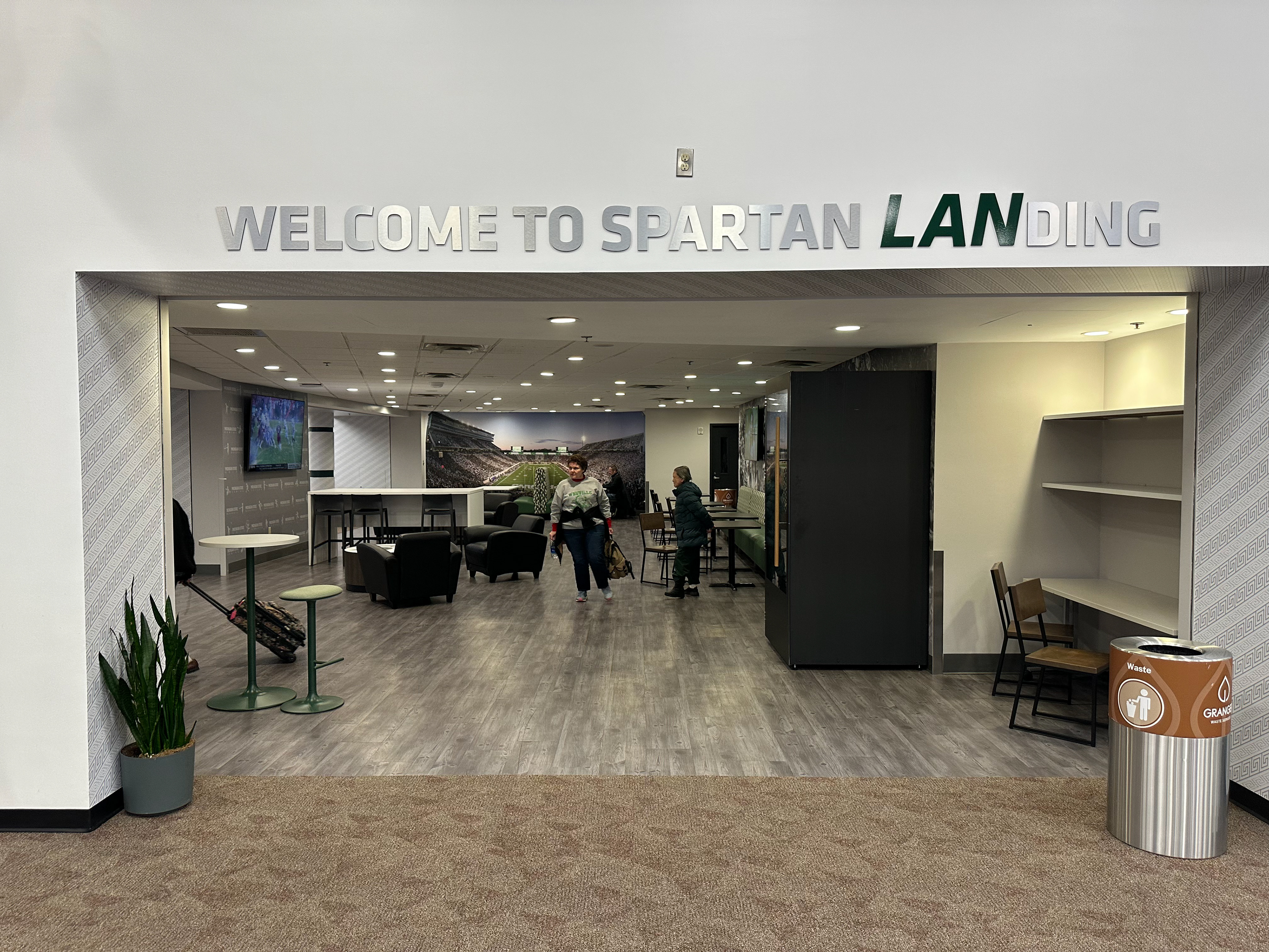 CRIA (Lansing Airport) Spartan Lounge