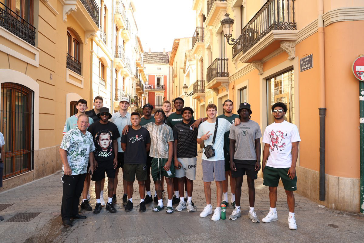 Men's Basketball Team in Spain with Water bottle Stickers