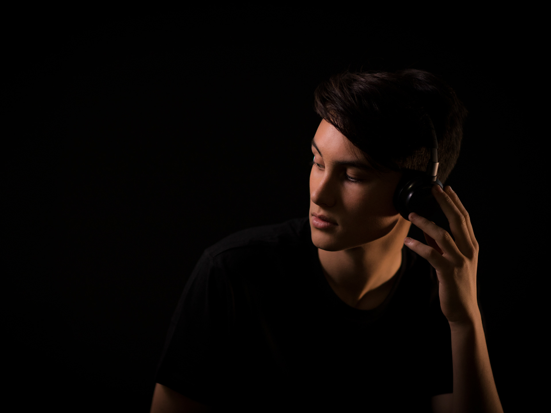 SoundChip noise cancelling technology