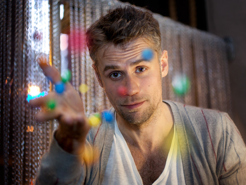 Richard Bacon. The Anti Social Network, BBC