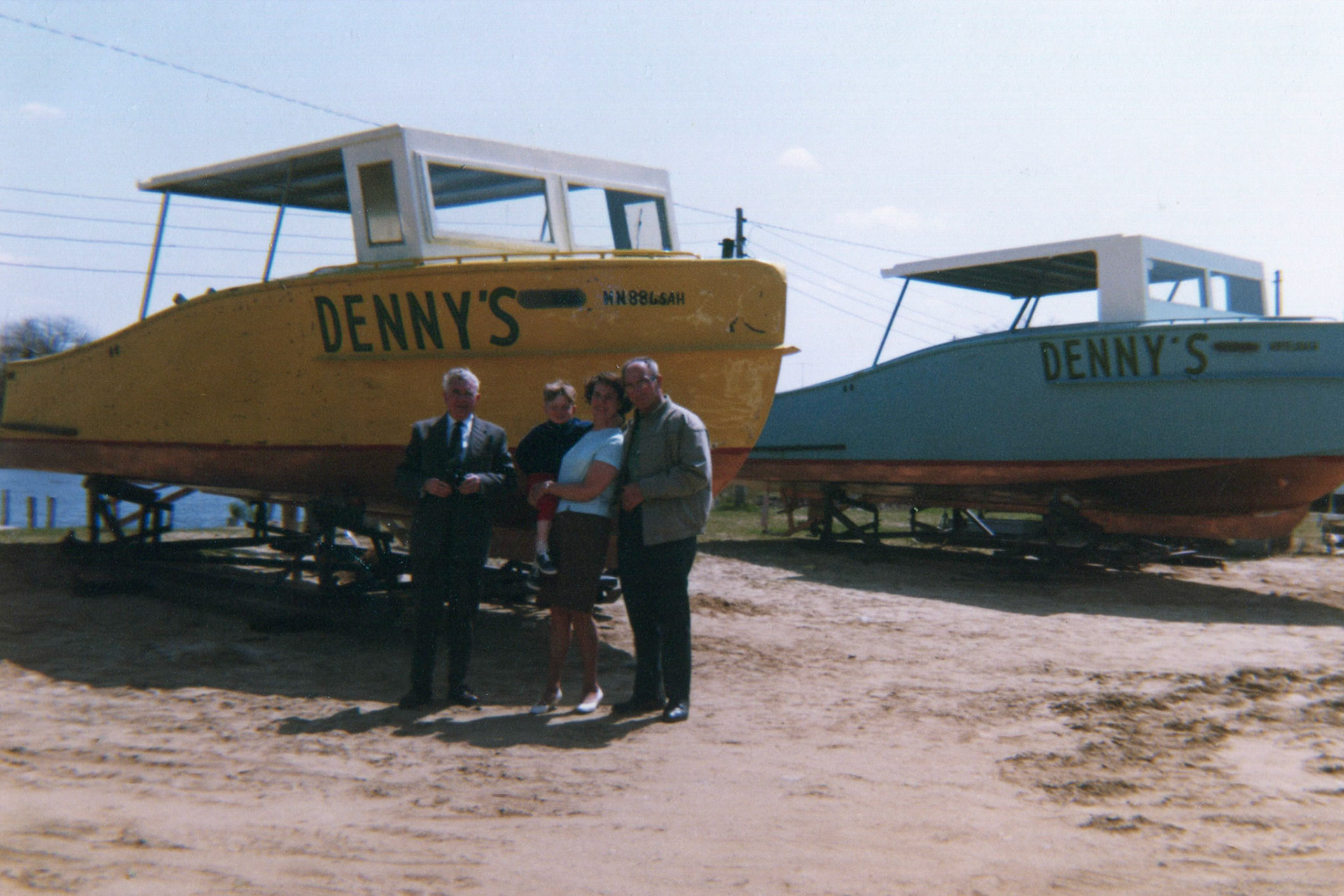 Denny's Resort - on Big Winnie