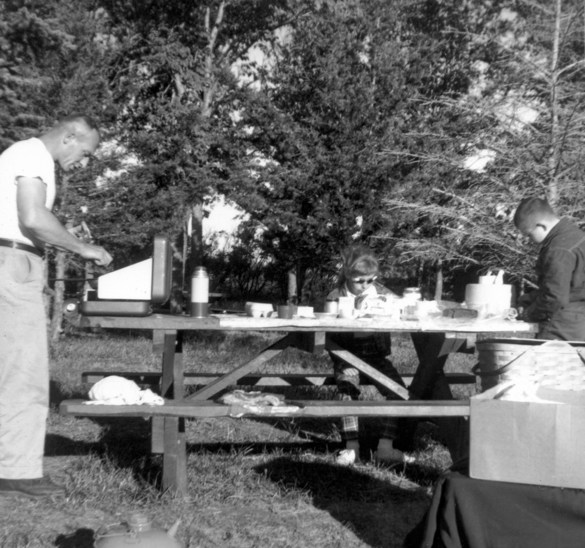 "Dad John and Joyce on picnic"