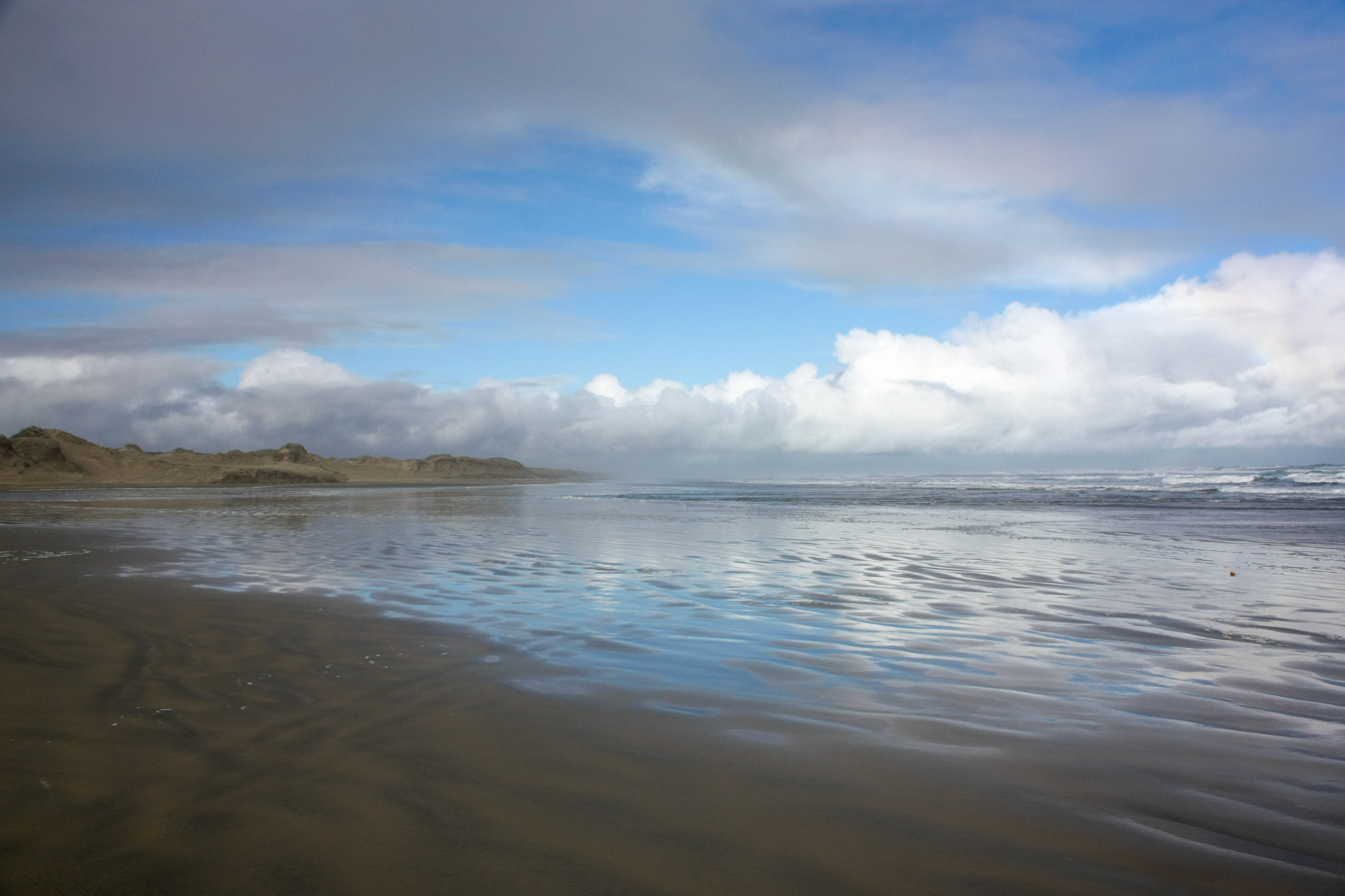 Ninety Mile Beach, New Zealand