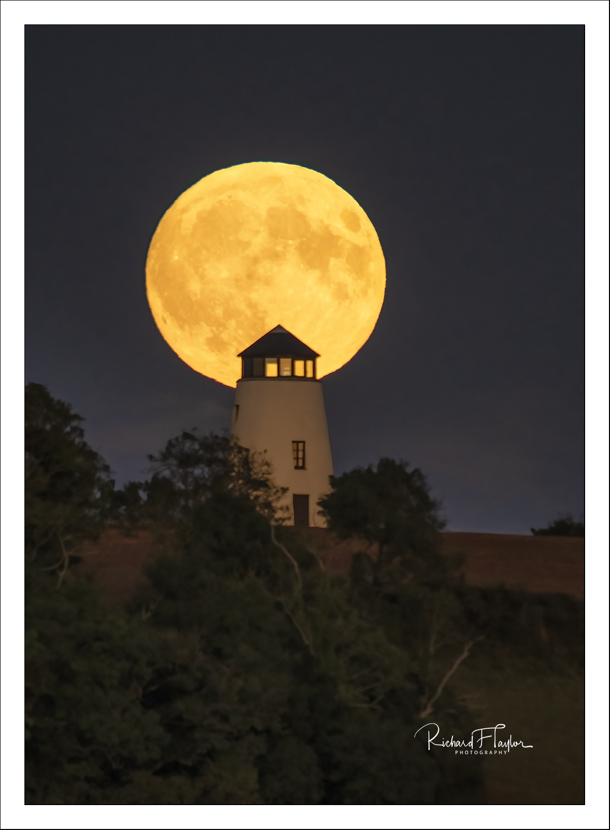 Longbarrow Harvest Moon.