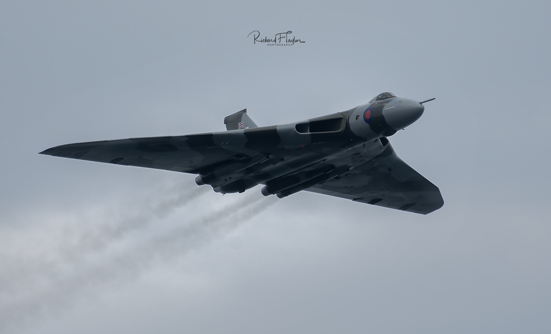 XH558