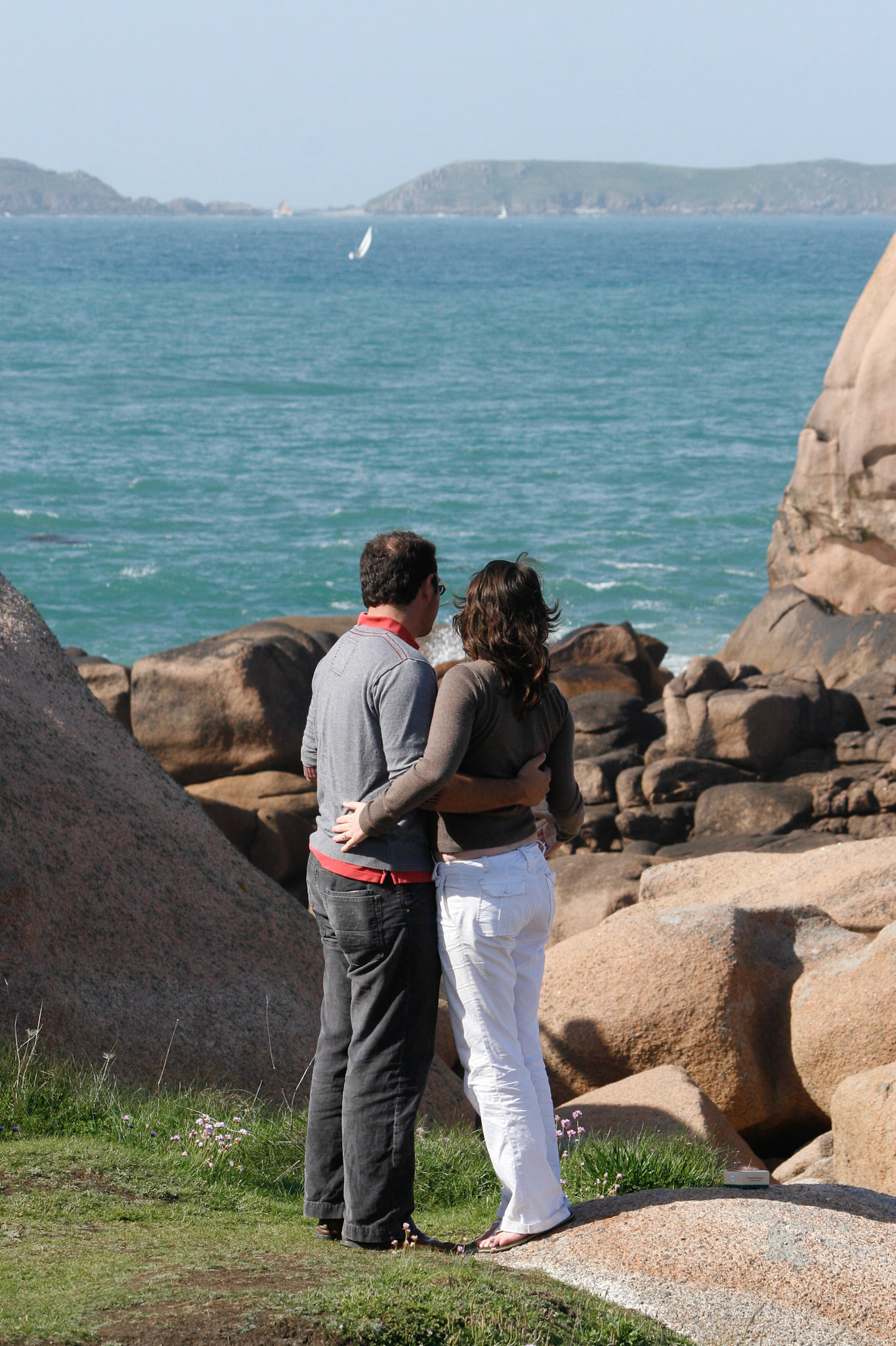Touristes dans les rochers de Ploumanac'h