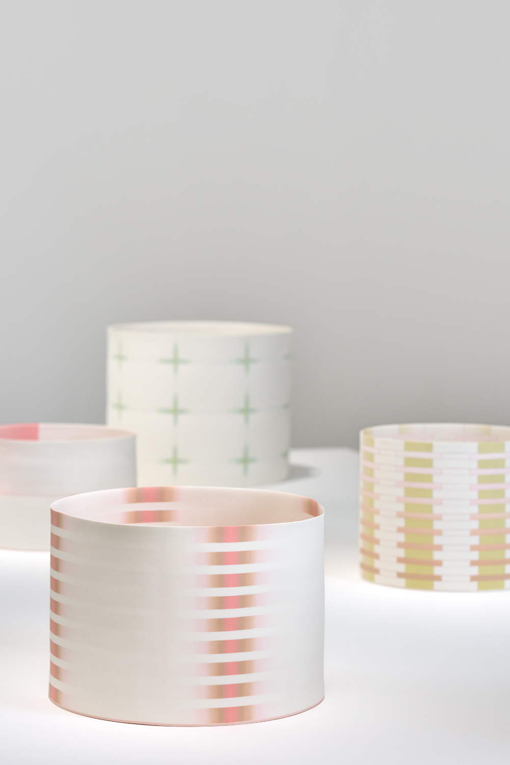 Céramiques de Lotte Westphael, galerie Maria Wettergren, Paris