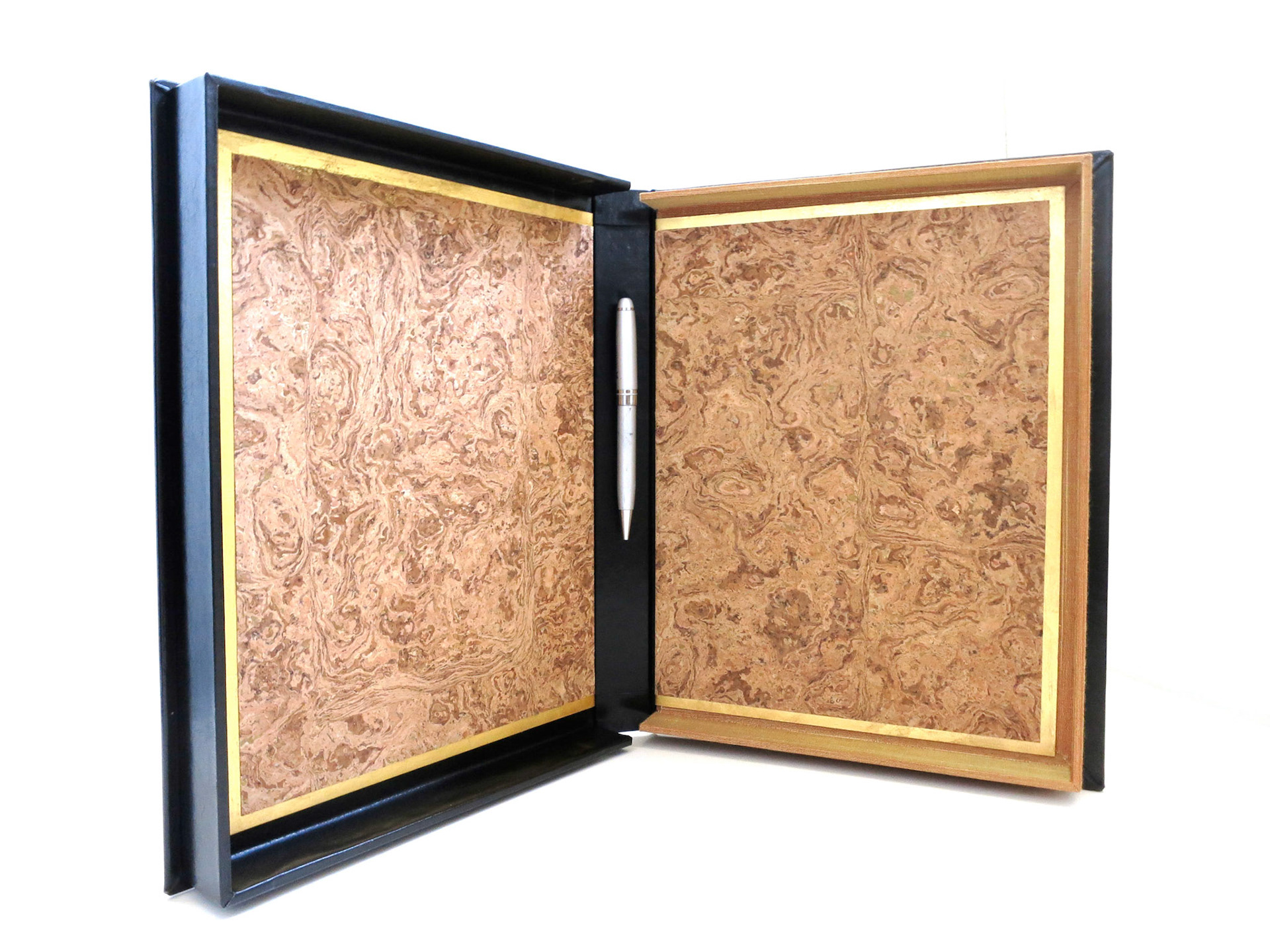 Document case with pen holder 9x12"