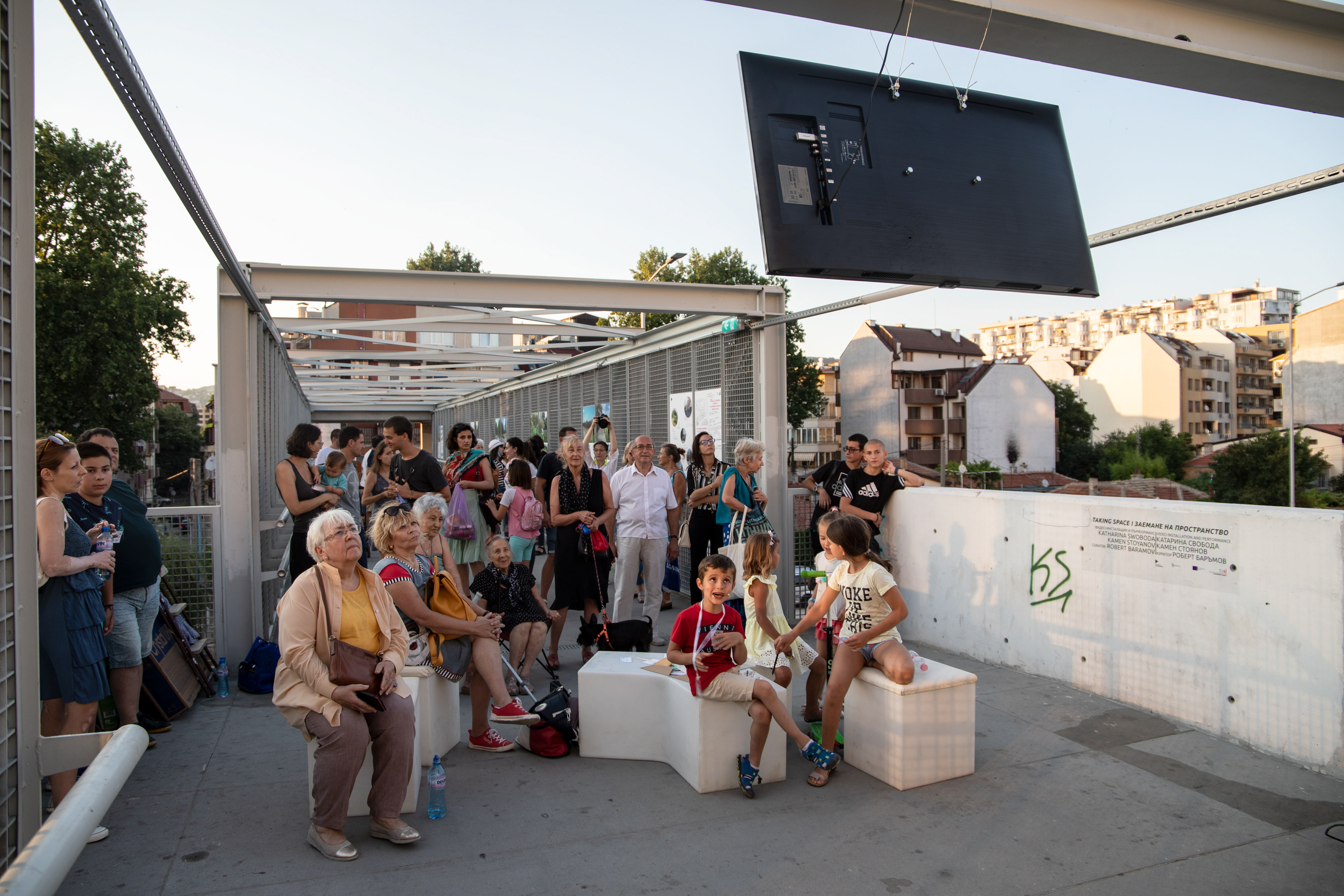 installation view, pedestrian bridge over Levski Boulev