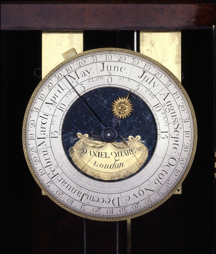 Danial Quare/Joseph Williamson - 1710. The secondary Equation & Calendar Dial. The Long hand indicates the Date: the Sun indicates the Equation of Time.