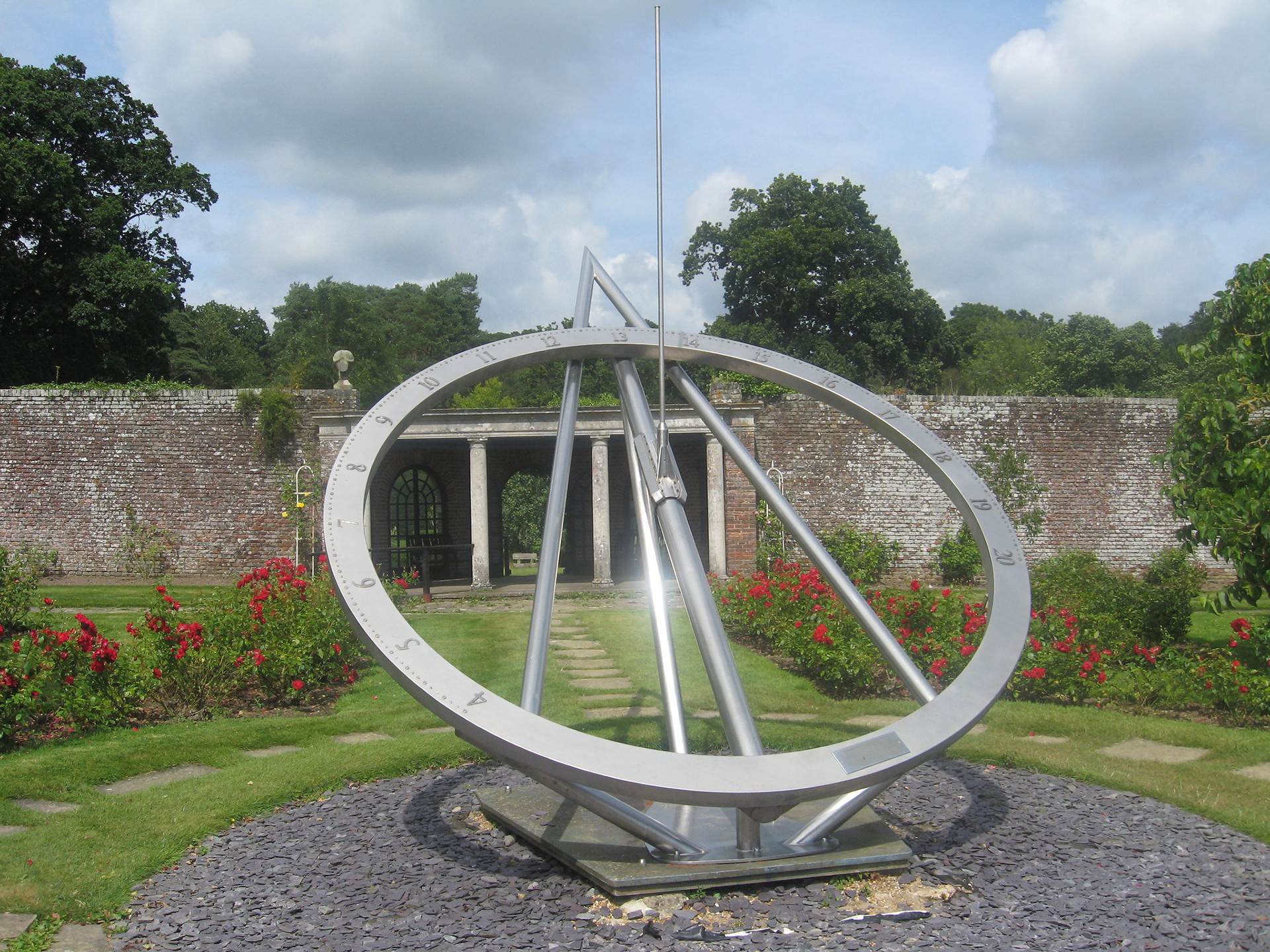 Gordon Taylor - 1975 - Herstmonceux Castle, Kent, UK : Foster Lambert Dial