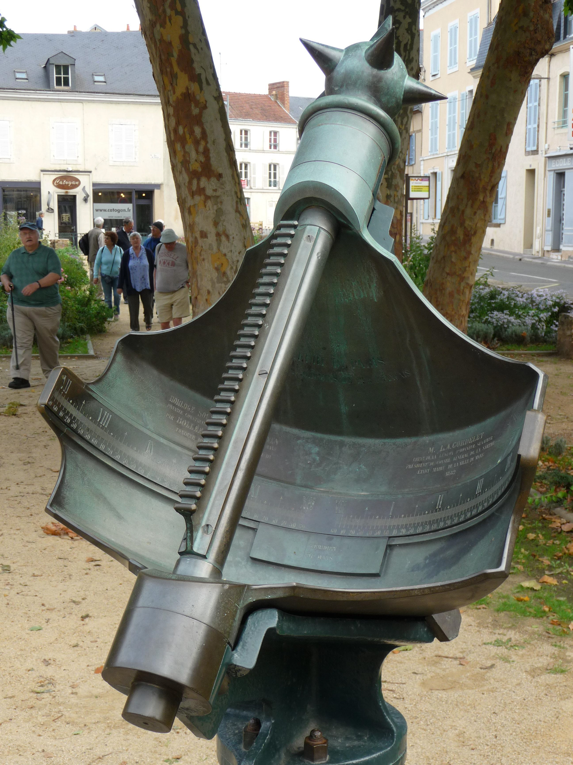 1882 Chartres dial by Ernest Bolle