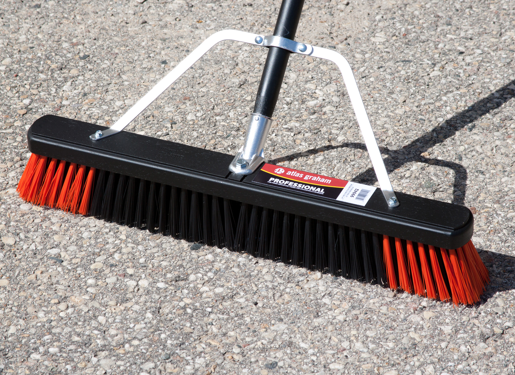 Retail Push Broom Packaging Example 3