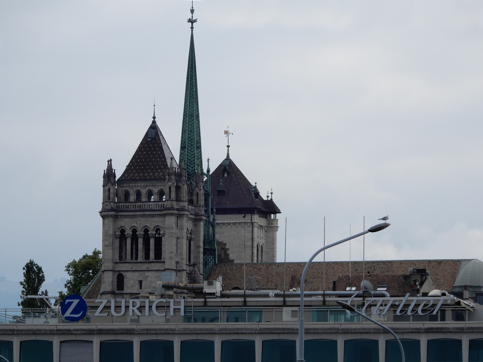 Business and hotels along Geneva's waterfront
