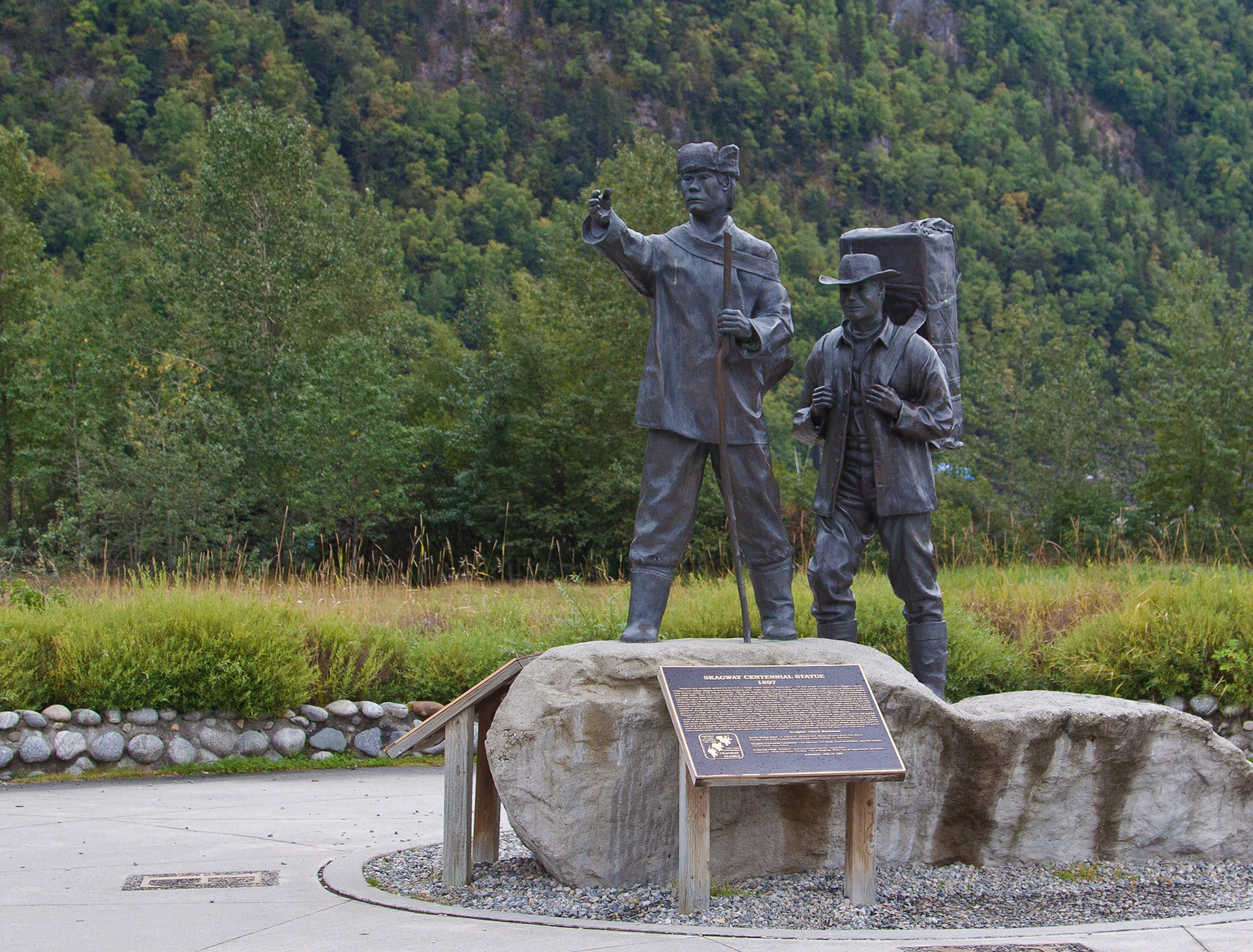 Skagway Centenial statue