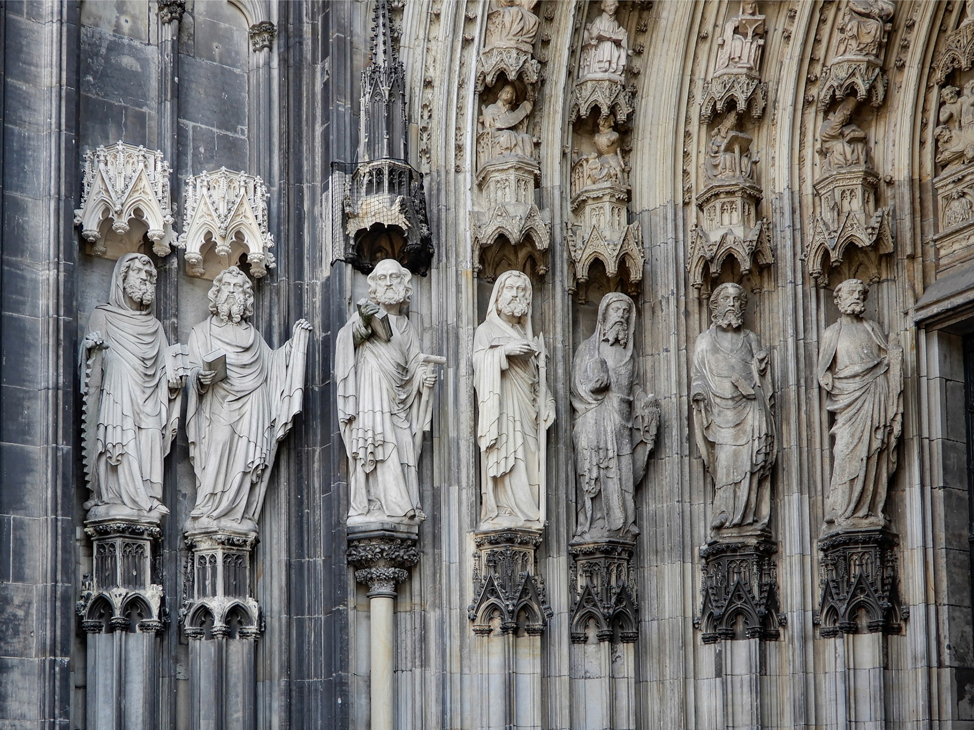 Statues at the cathedral enterance