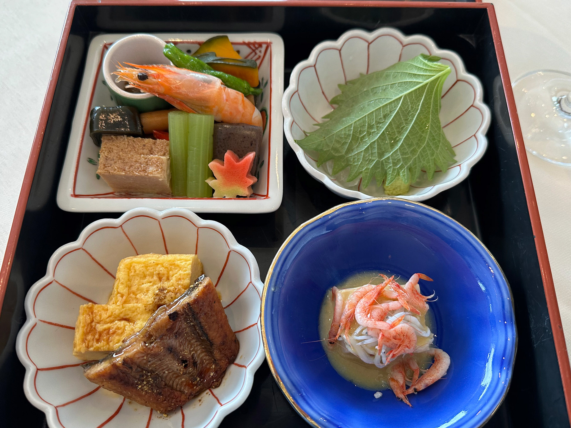 Lunch presentation at the Nihondaira Golf Club