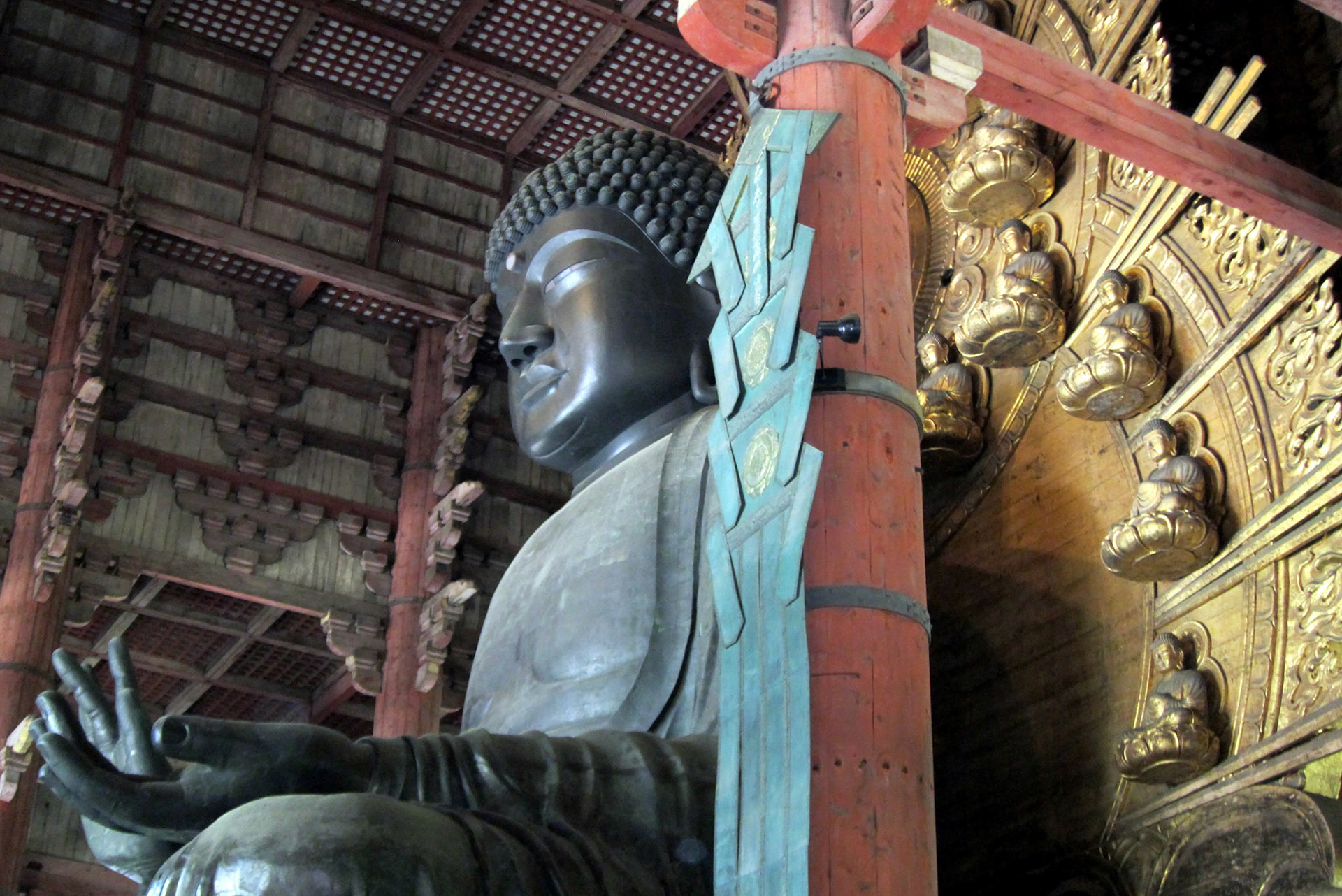 Great Buddha (Daibutsu) with detail of the statue’s background