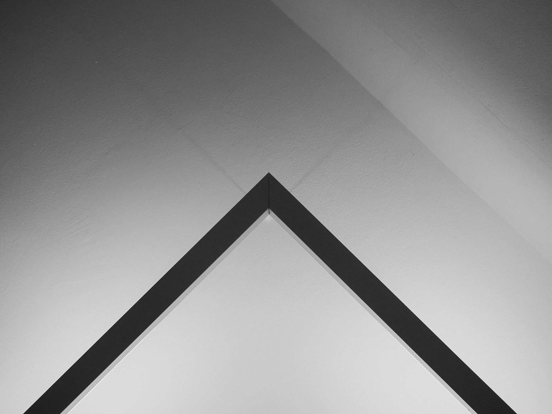 /\