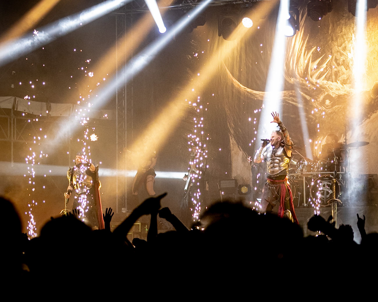 Feuerschwanz - MPS Rastede