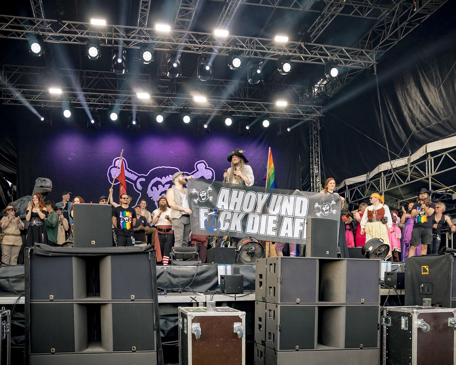 Mr. Hurley &amp; die Pulveraffen @ MPS Bückeburg